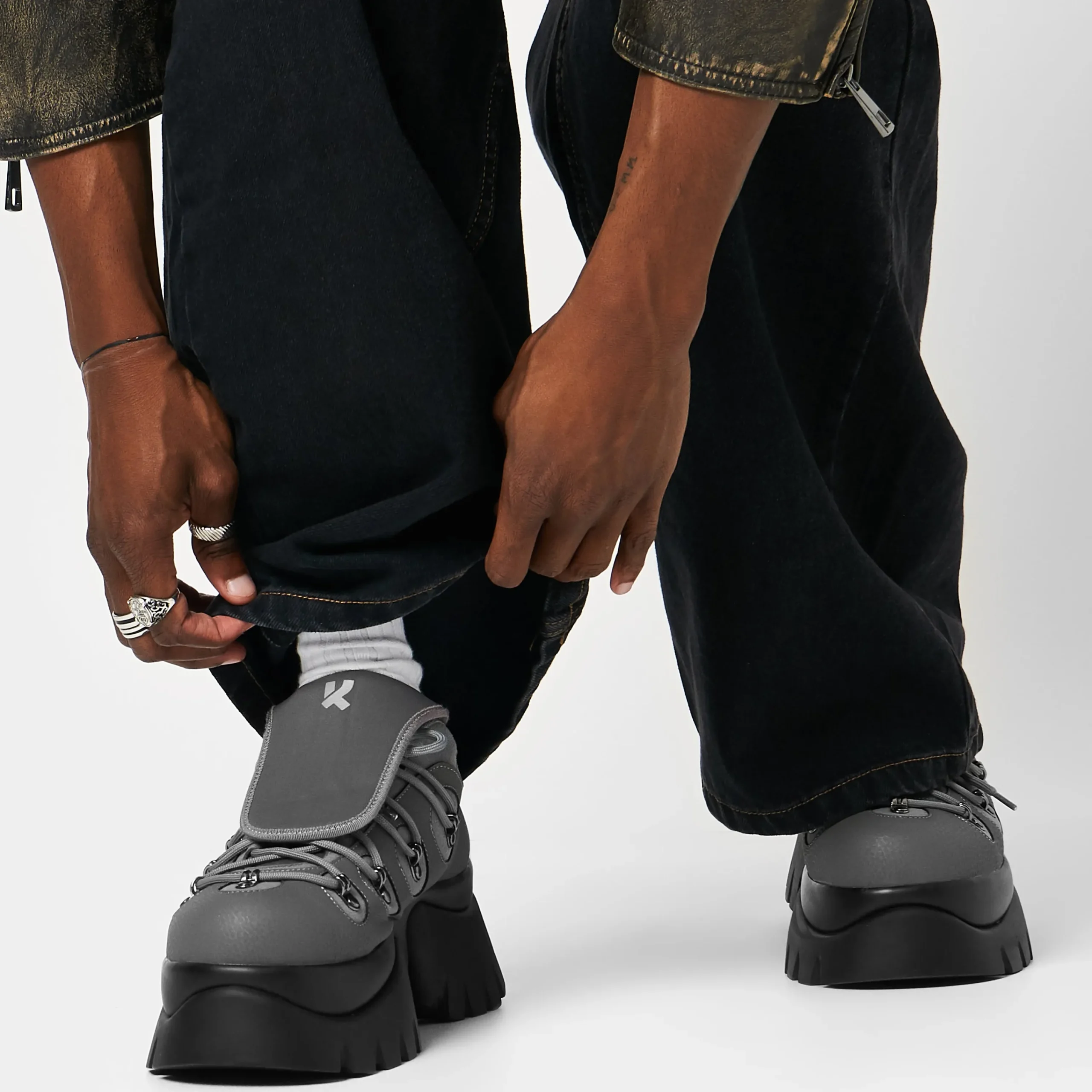 KOI footwear Dawnguard Men's Xtra Platform Trainers - Shadow Black Best Sale